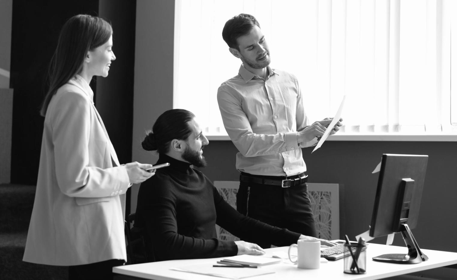 Встреча с клиентами для обсуждения стратегии